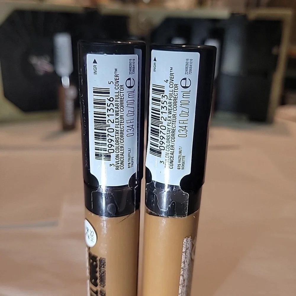 2 x Revlon ColorStay Flex Wear‎ Full Cover Concealer 078 TRUFFLE + 075 HAZELNUT